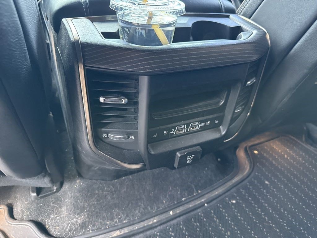 Used 2019 RAM 1500 Limited AWD/4WD image 17