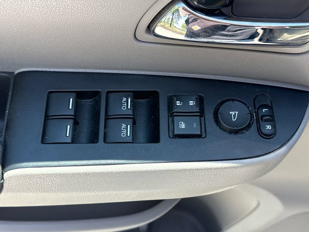 Used 2014 Honda Odyssey Touring Elite image 14