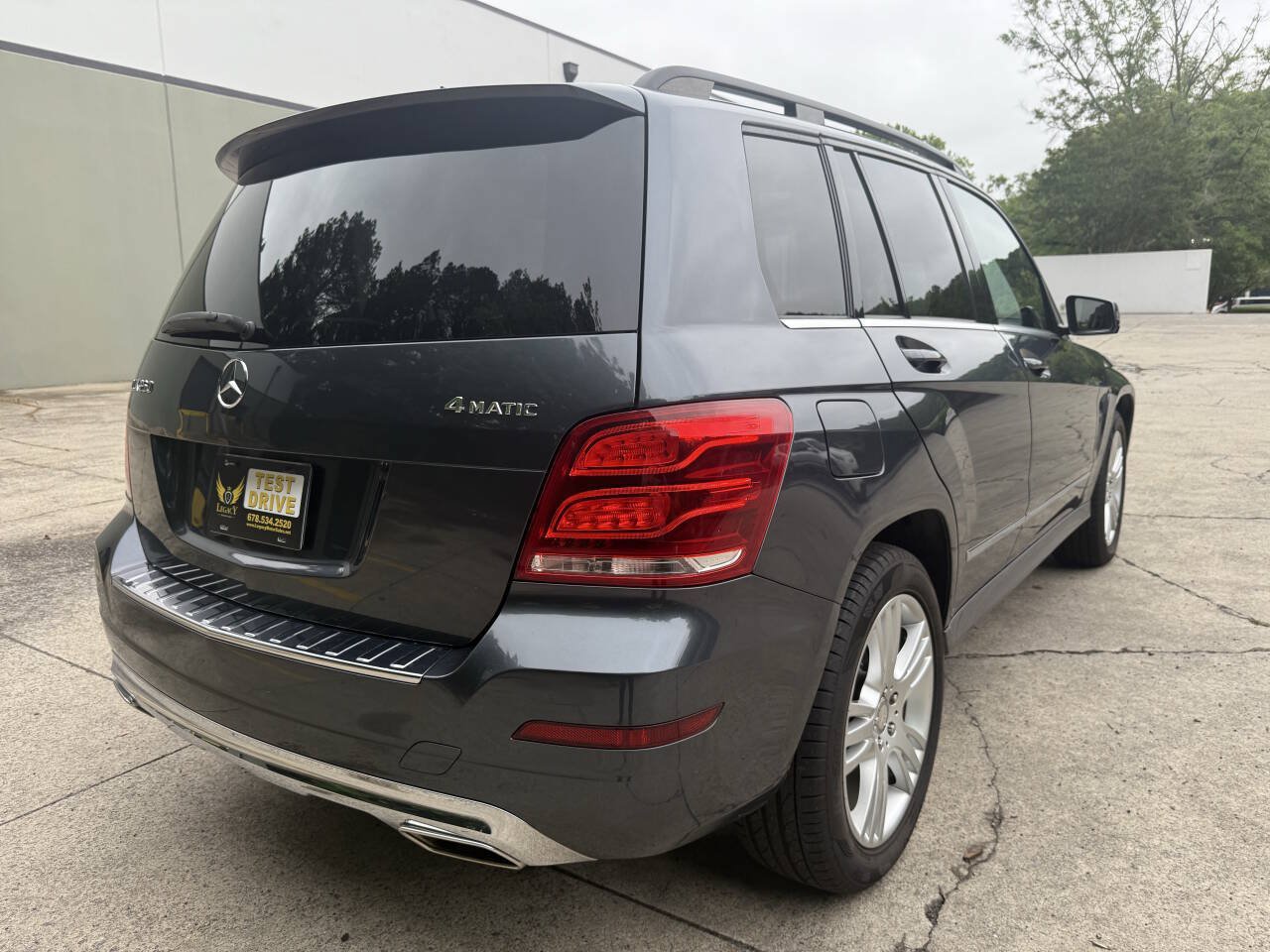Used 2015 Mercedes-Benz GLK 350 4MATIC image 11