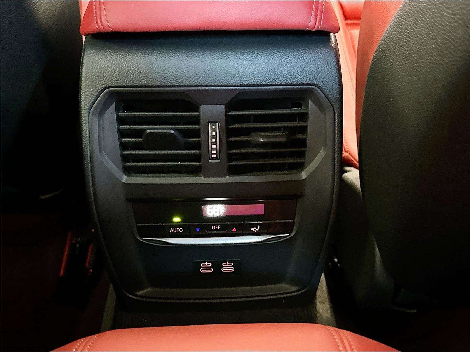 Used 2022 BMW M4 xDrive Competition image 25