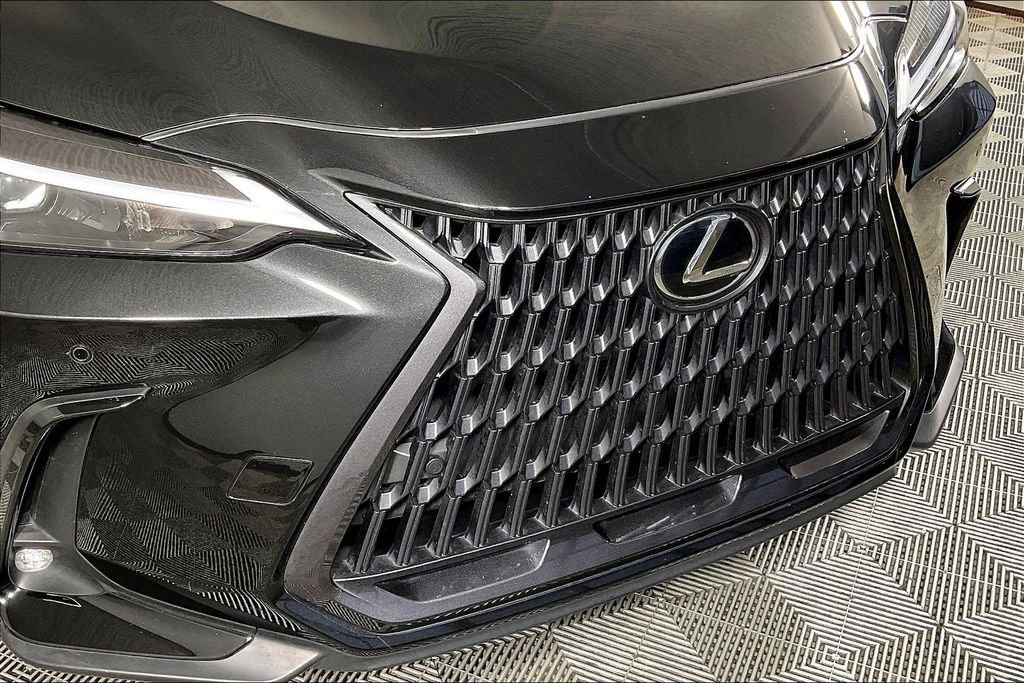 Used 2023 Lexus NX 350h AWD w/ Towing Package (2000 Lbs) image 30