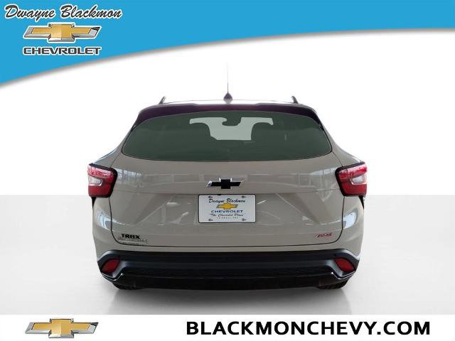 New 2026 Chevrolet Trax RS image 4