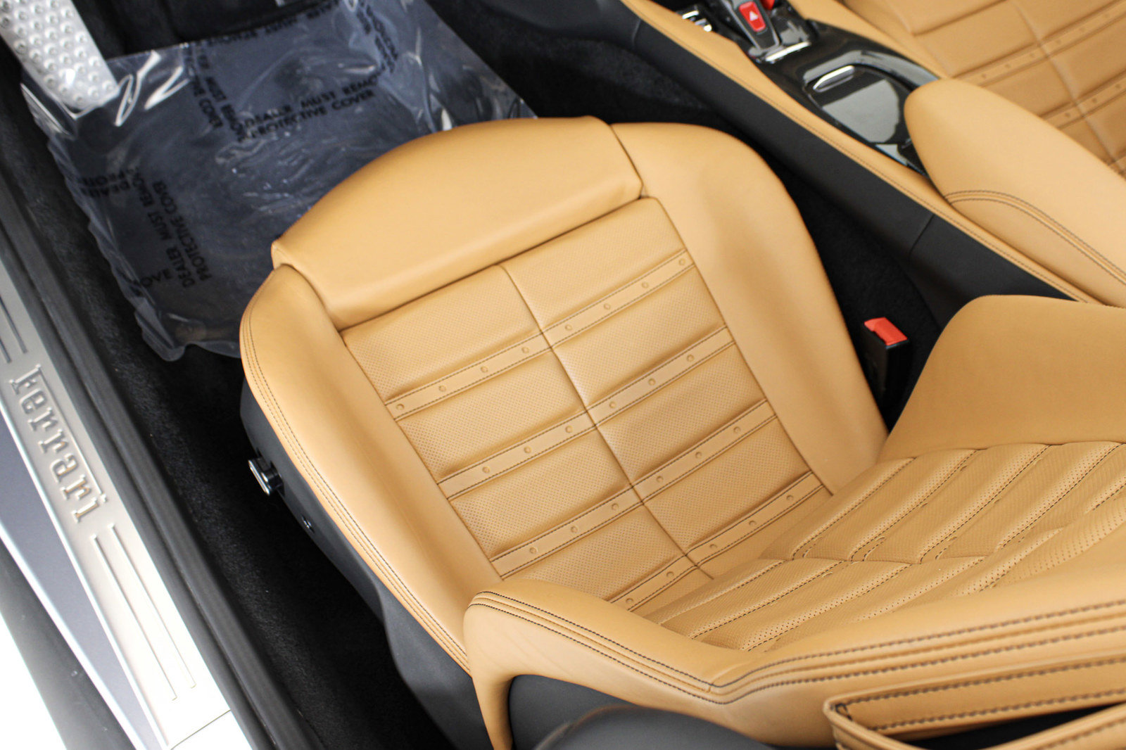 Certified 2023 Ferrari Portofino M RWD image 39