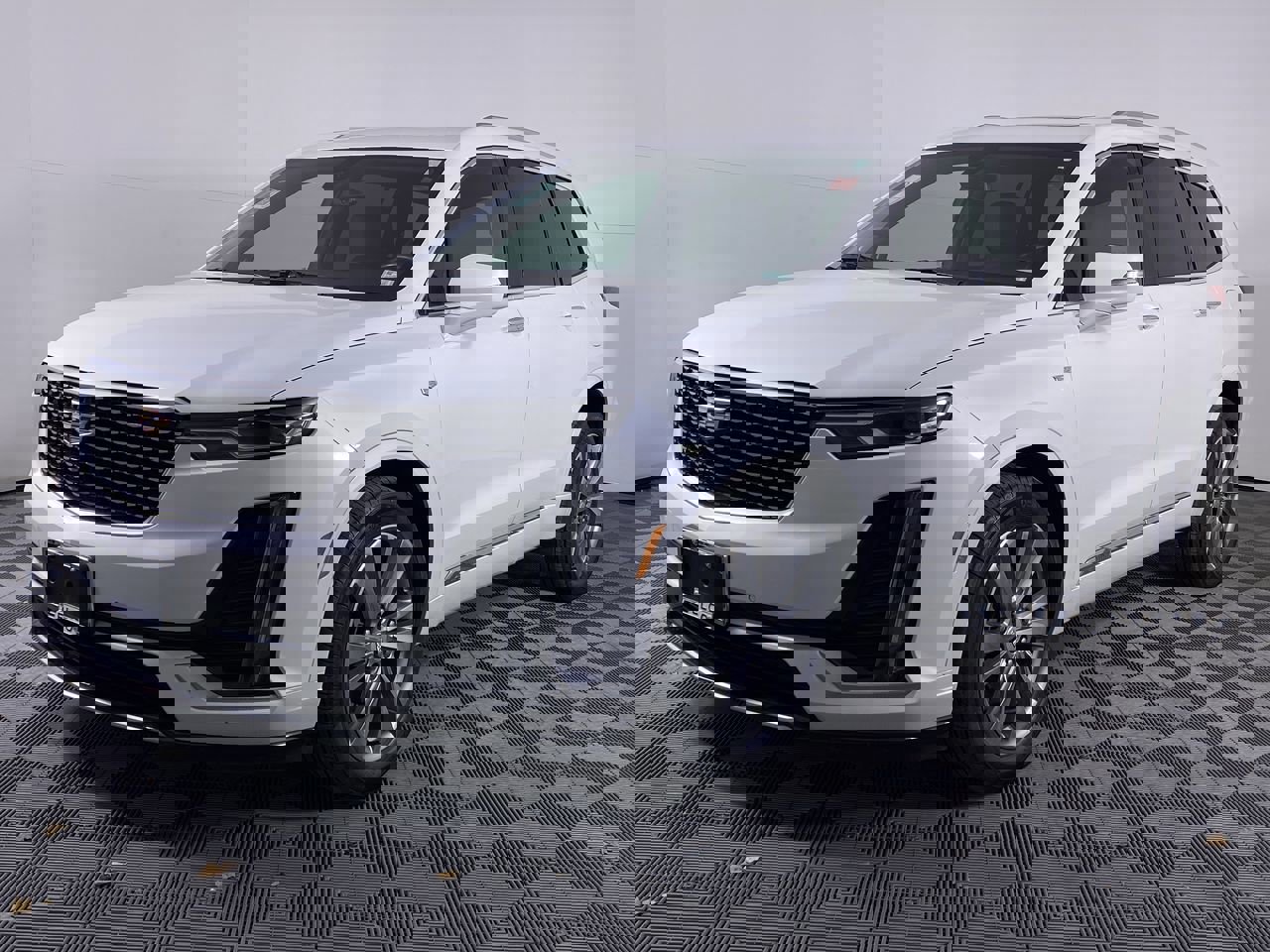 Certified 2023 Cadillac XT6 Premium Luxury image 18