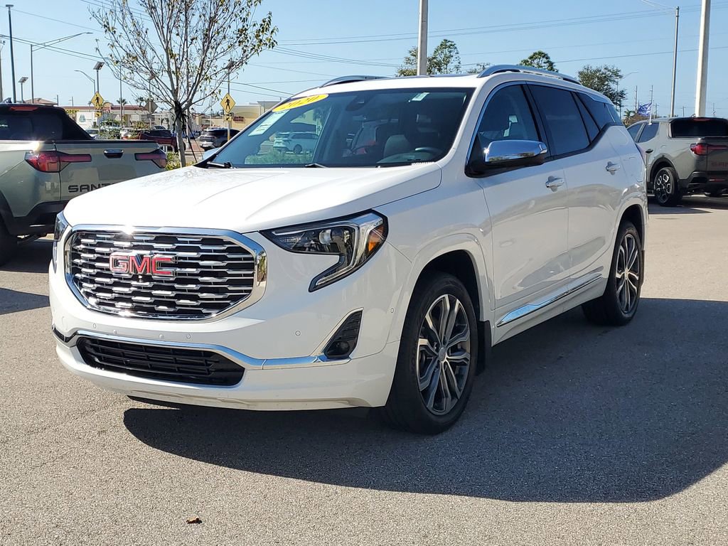 Used 2020 GMC Terrain Denali w/ Denali Premium Package image 10