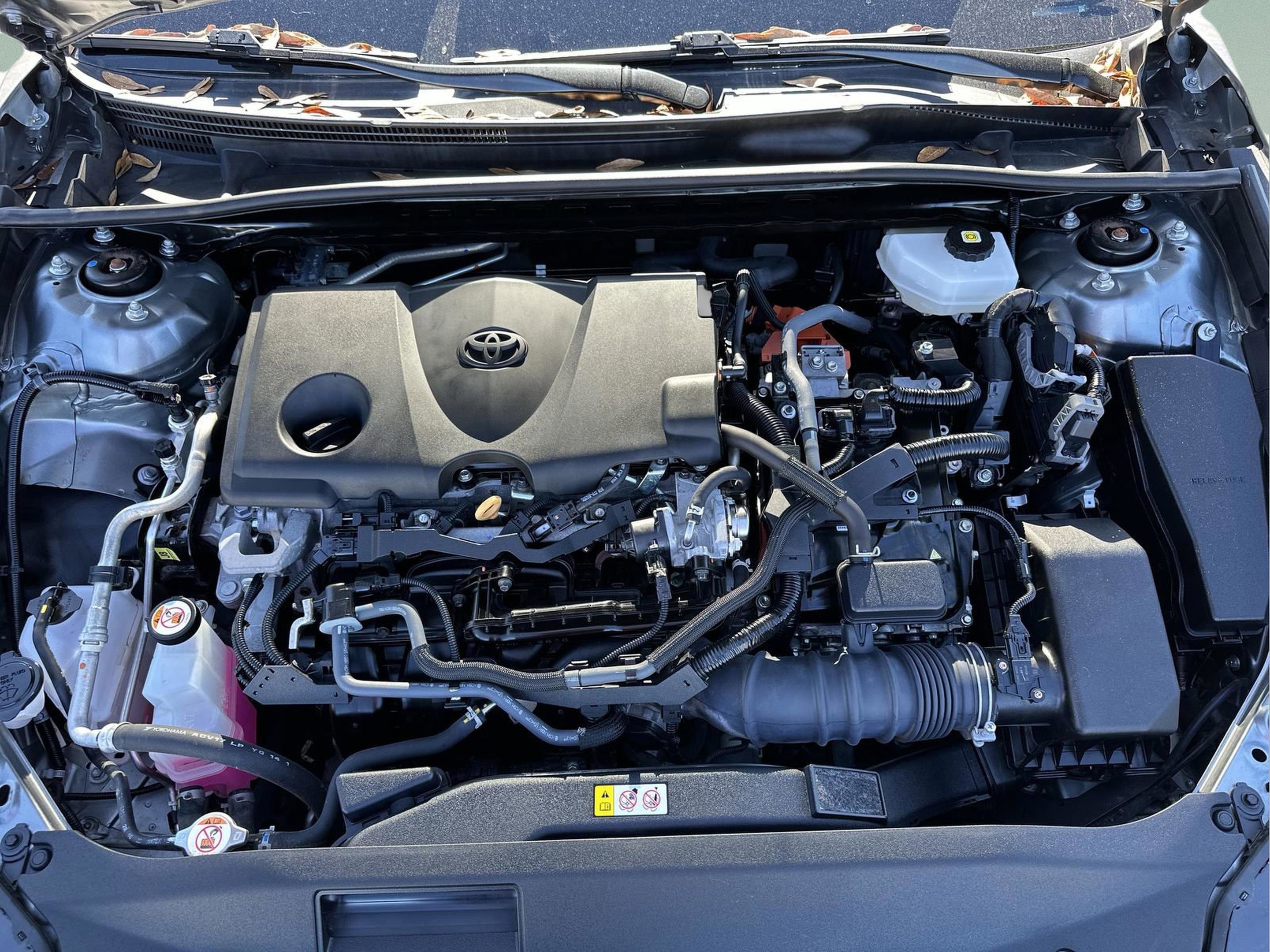 Used 2025 Toyota Camry SE image 21