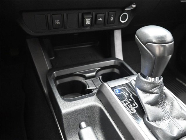 Used 2021 Toyota Tacoma TRD Off-Road image 28