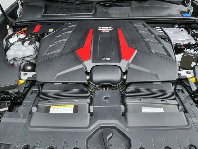 Used 2022 Audi RS Q8 AWD/4WD image 35