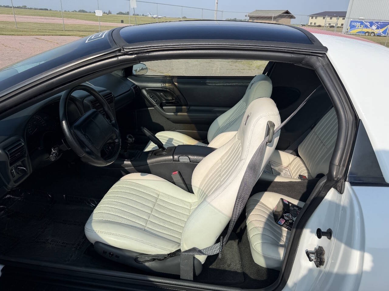 Used 1997 Chevrolet Camaro Z28 w/ Preferred Equipment Group 2 RWD image 8