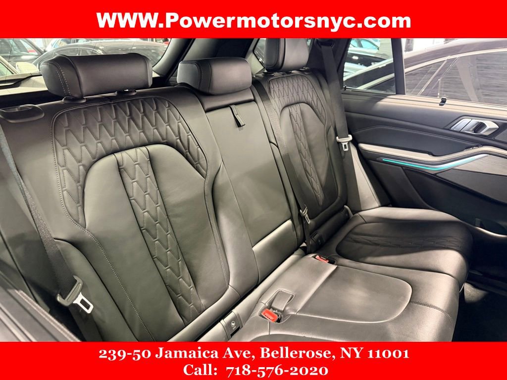 Used 2020 BMW X5 M50i w/ Executive Package image 25
