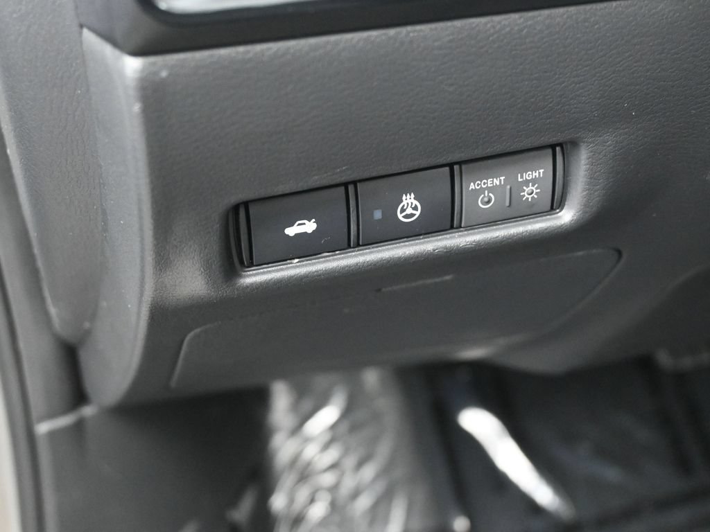 New 2026 Nissan Sentra SV w/ SV Convenience Package FWD image 12