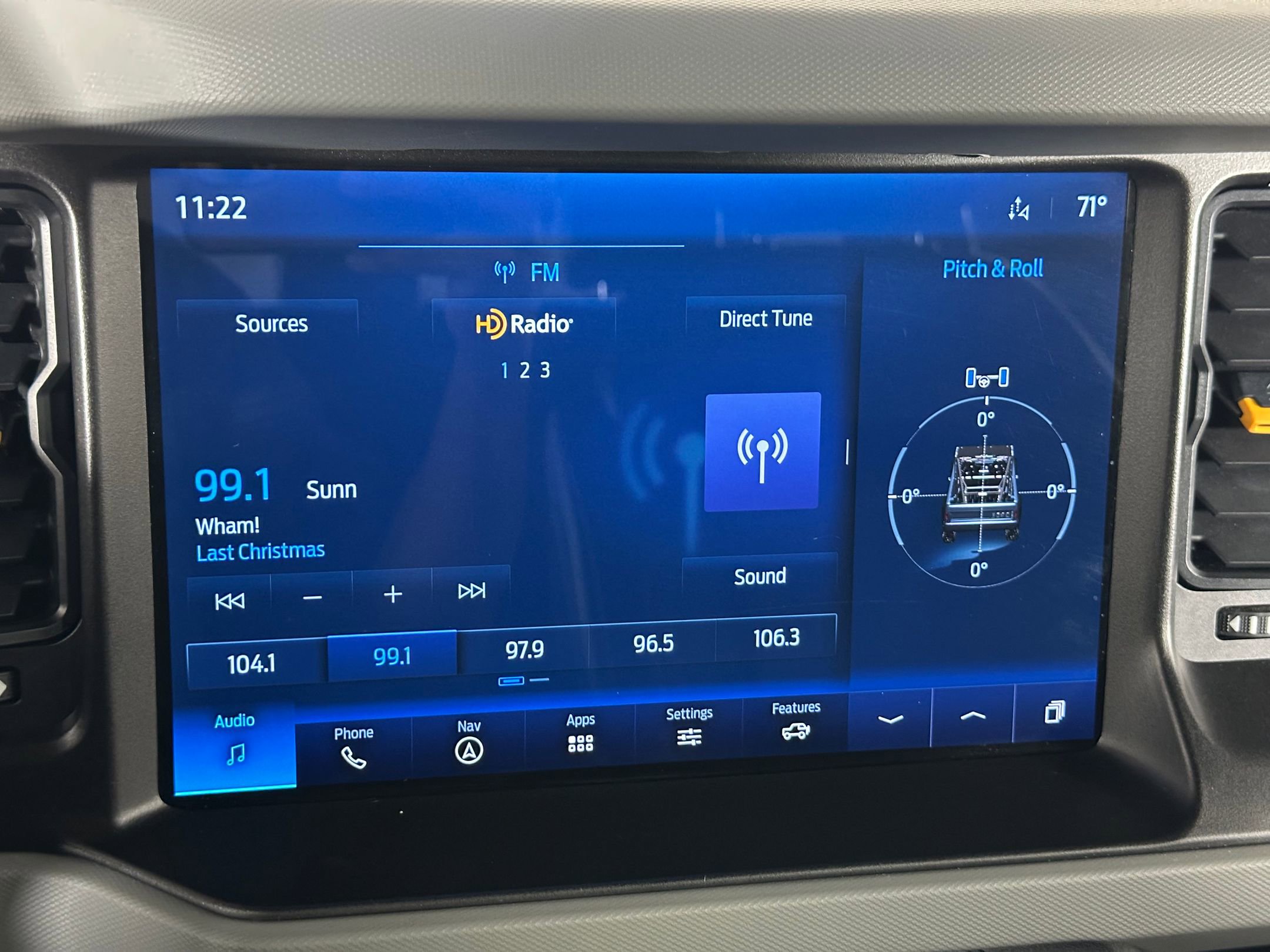 Used 2023 Ford Bronco Badlands image 24