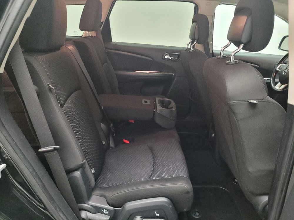 Used 2017 Dodge Journey SE w/ Flexible Seating Group image 19