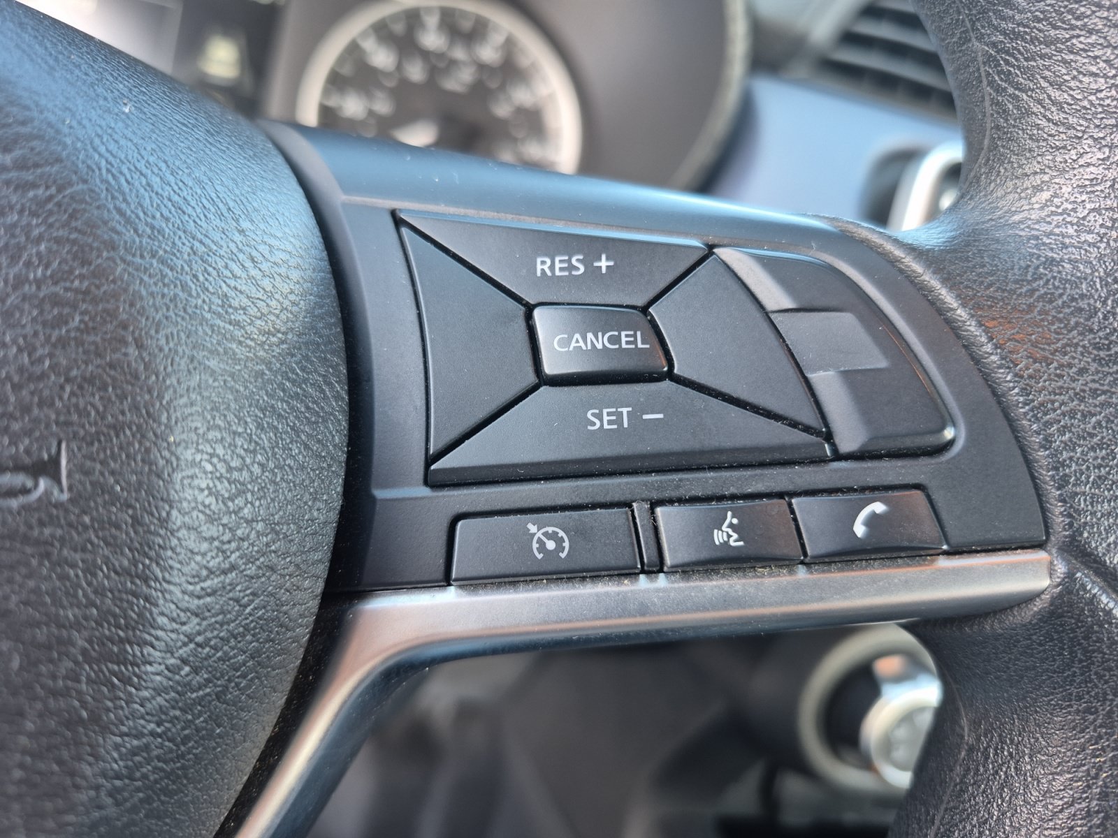 Used 2024 Nissan Versa SV FWD image 16