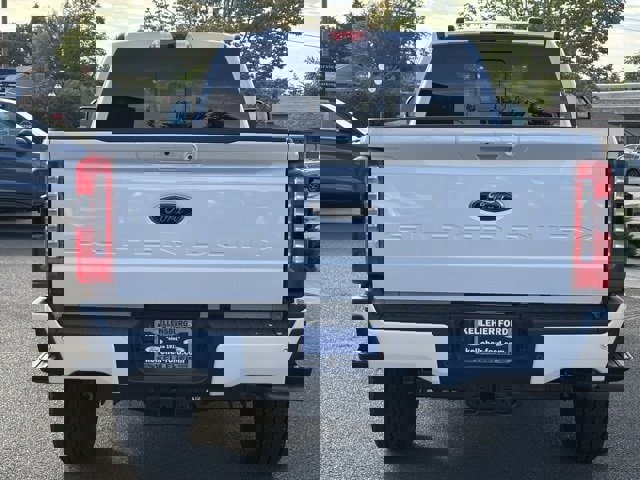 New 2025 Ford F250 Lariat w/ Lariat Ultimate Package image 4