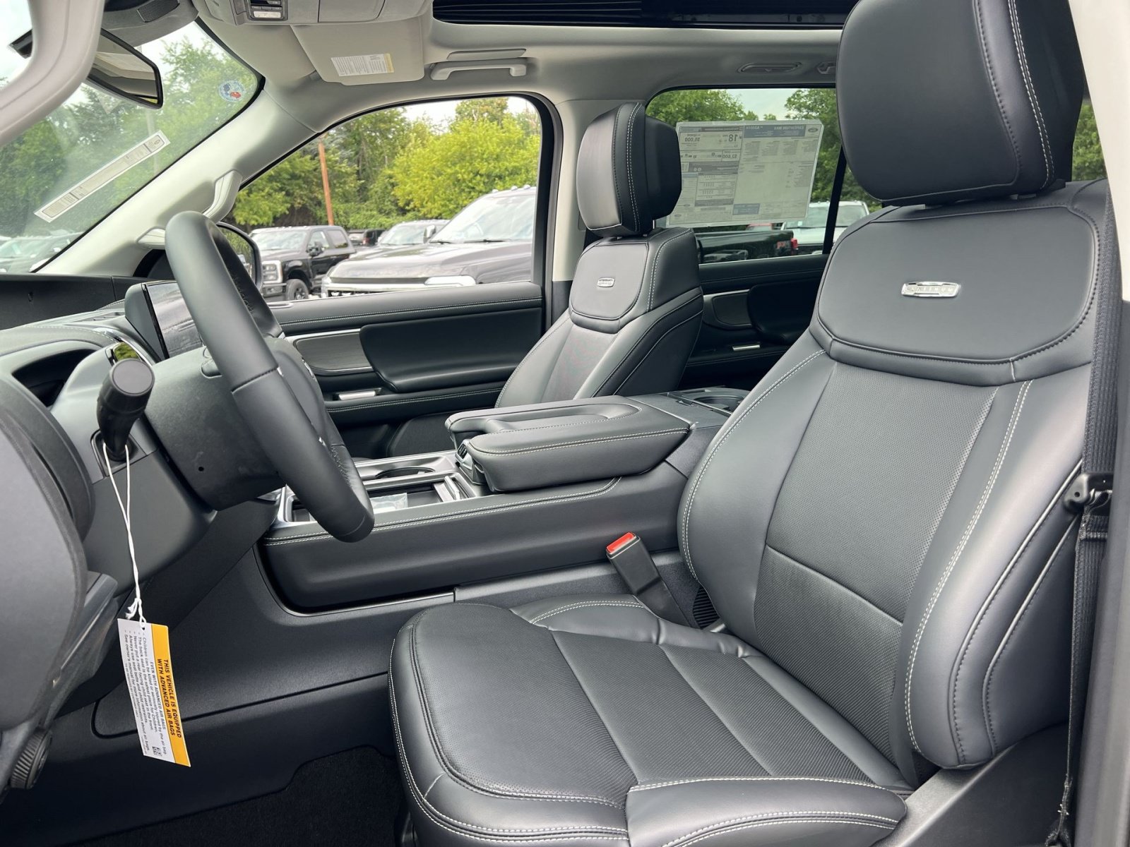 New 2027 Ford Expedition Max Platinum w/ Driver's Package AWD/4WD image 13