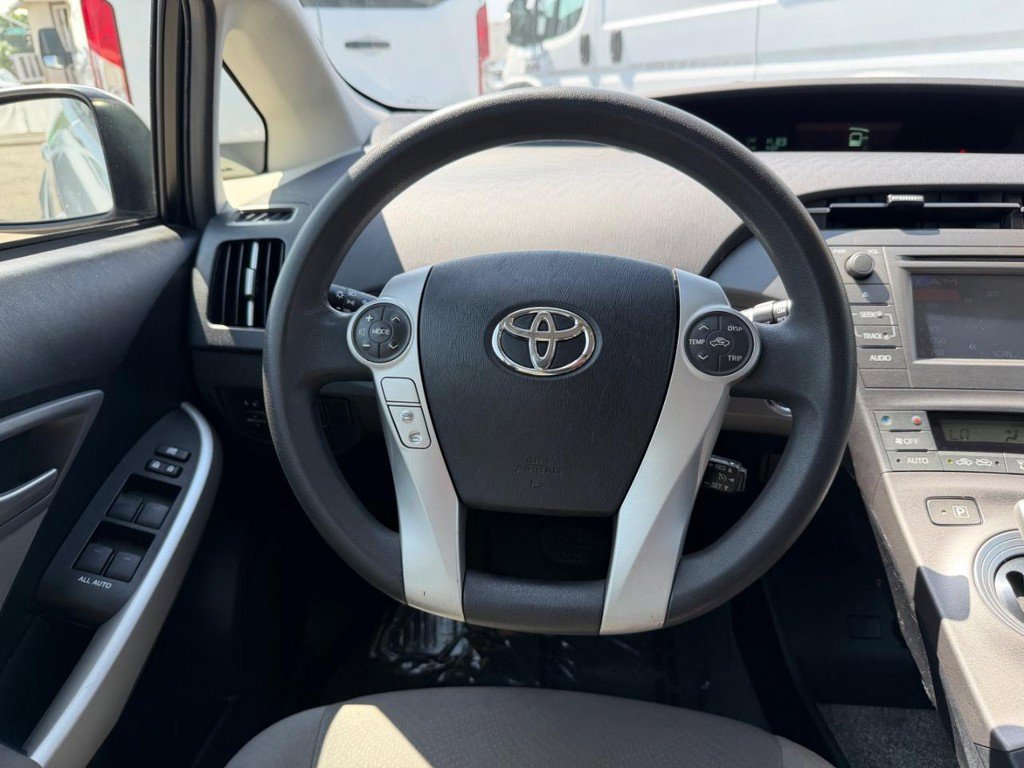 Used 2013 Toyota Prius Two image 27