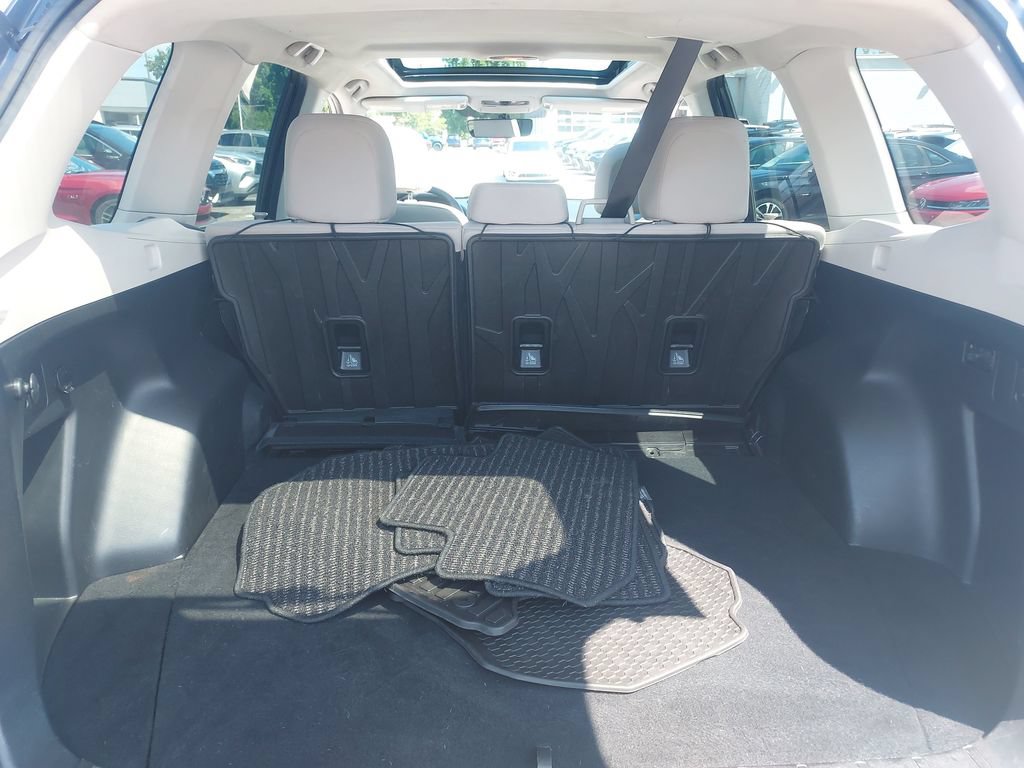 Used 2017 Subaru Forester 2.5i Premium w/ All-Weather Package AWD/4WD image 33