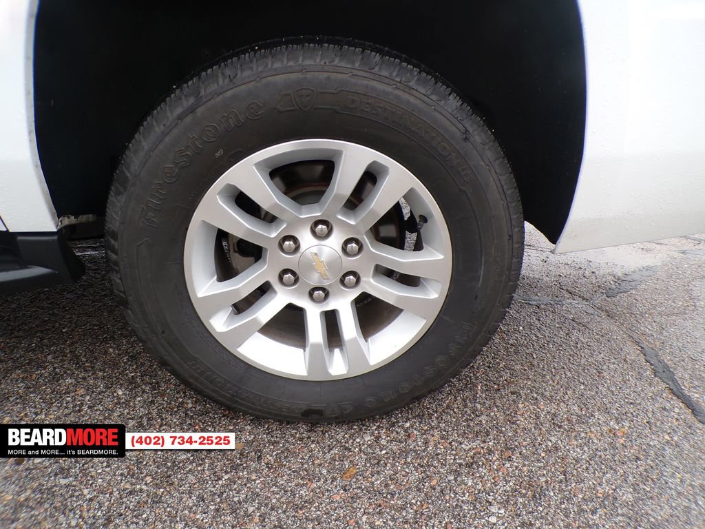 Used 2018 Chevrolet Suburban LT image 10