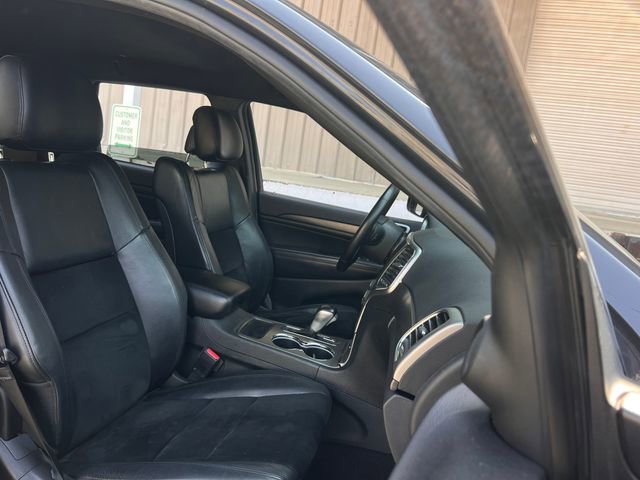 Used 2018 Jeep Grand Cherokee Altitude image 30