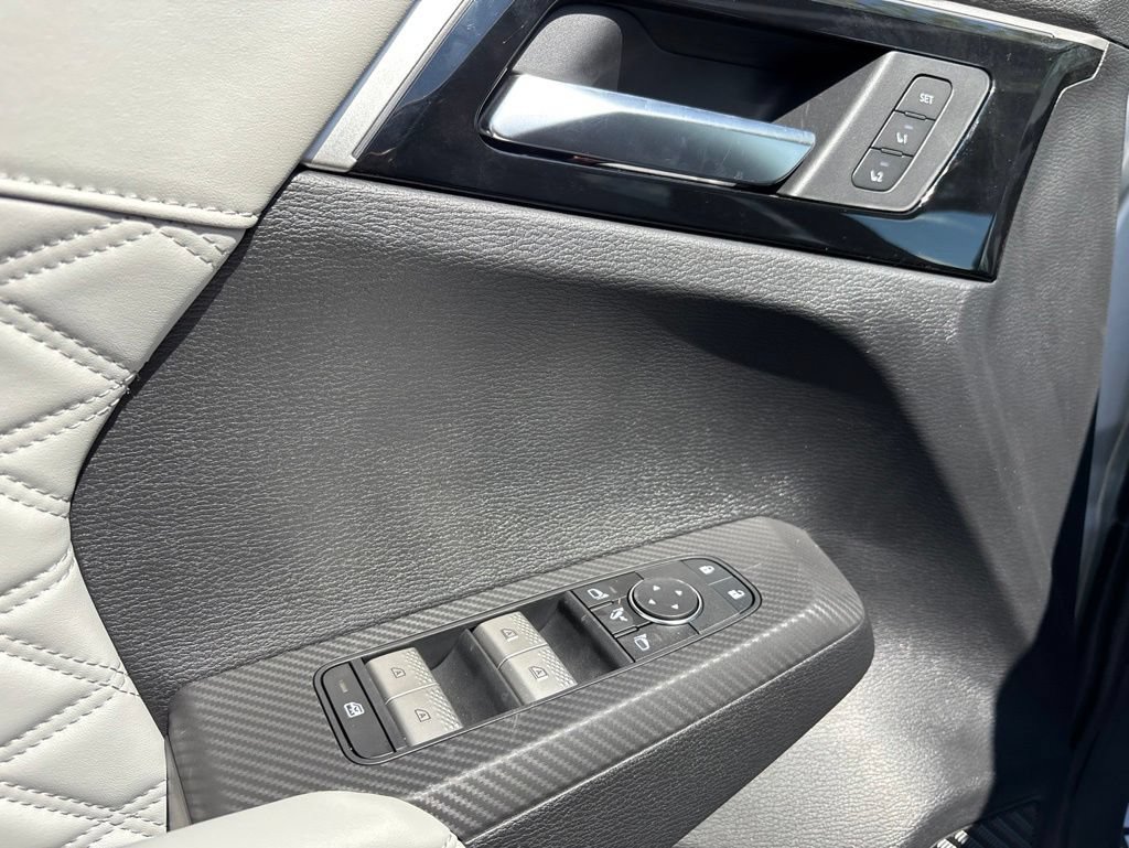Used 2024 Mitsubishi Outlander SEL FWD image 14