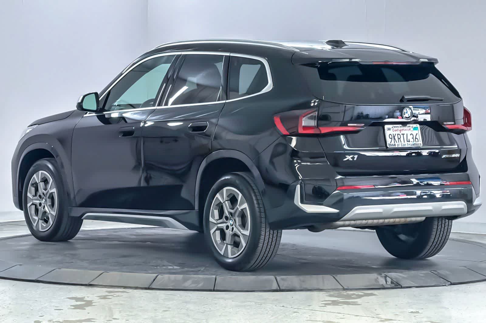 Used 2023 BMW X1 xDrive28i w/ Premium Package AWD/4WD image 6