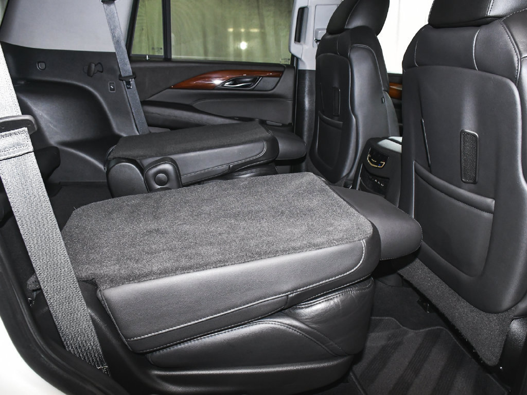 Used 2020 Cadillac Escalade Luxury AWD/4WD image 56