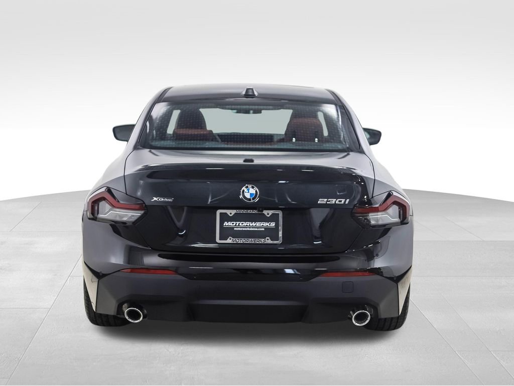Used 2025 BMW 230i xDrive Coupe w/ Convenience Package image 4