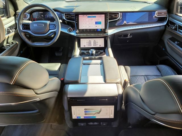 New 2023 Jeep Grand Wagoneer Series III image 12
