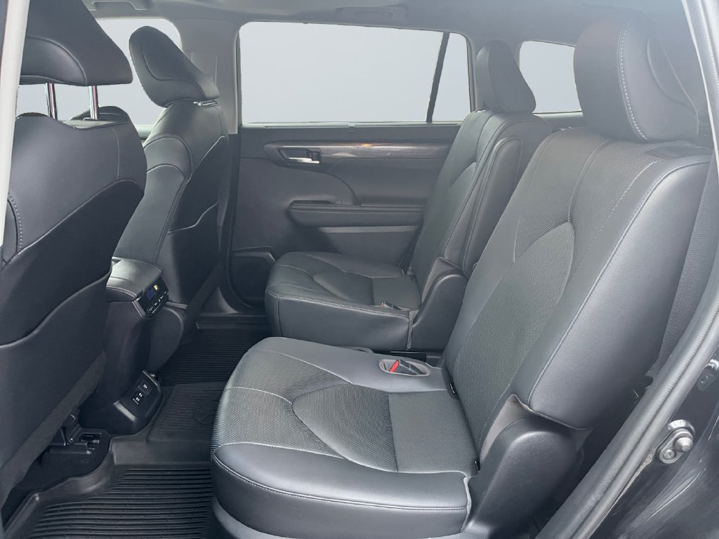 Used 2020 Toyota Highlander Limited AWD/4WD image 13