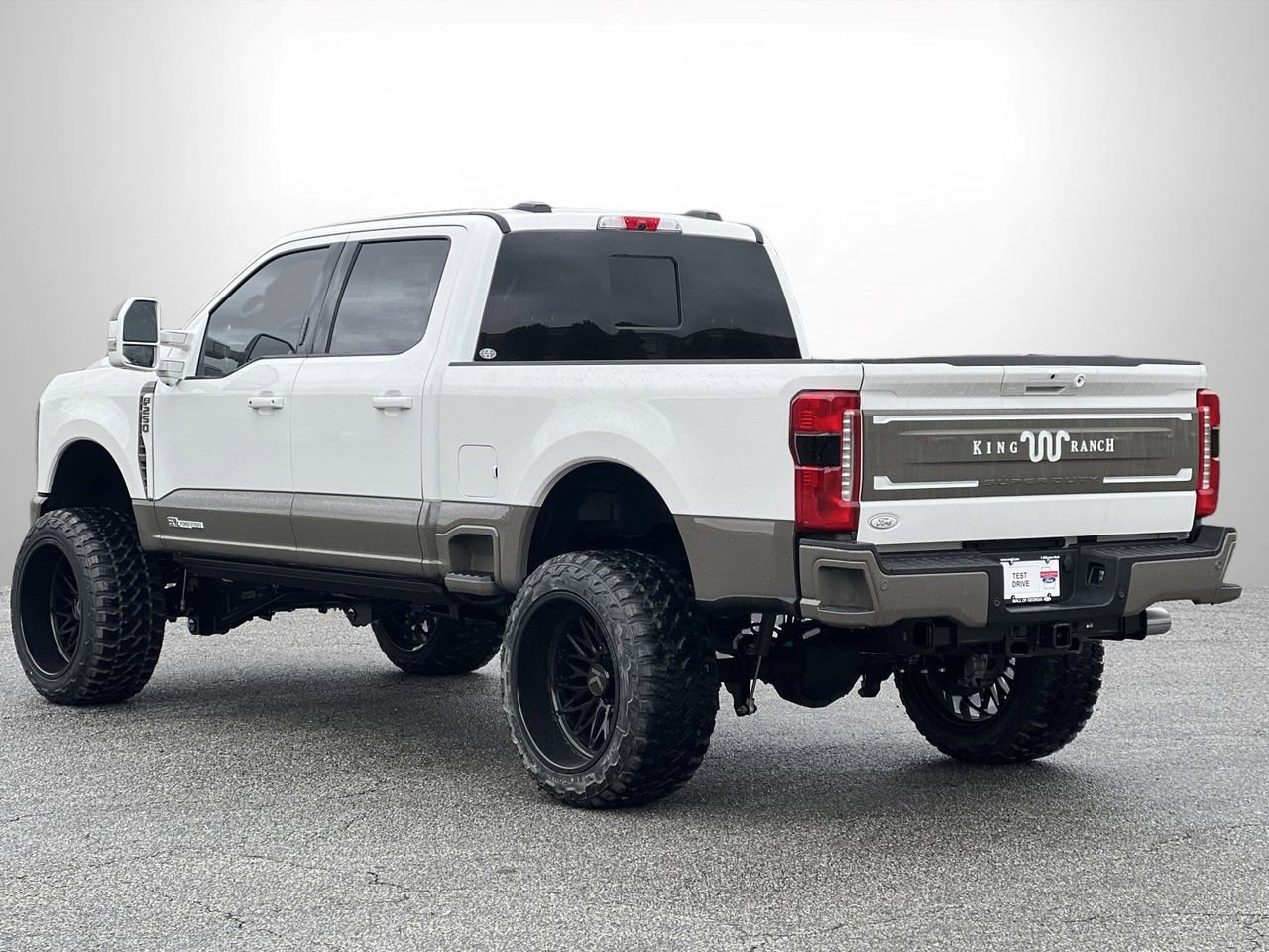 New 2026 Ford F250 King Ranch image 32