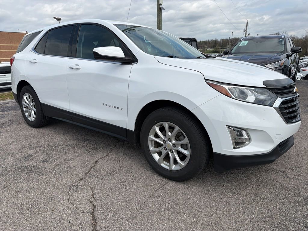 Used 2020 Chevrolet Equinox LT image 2