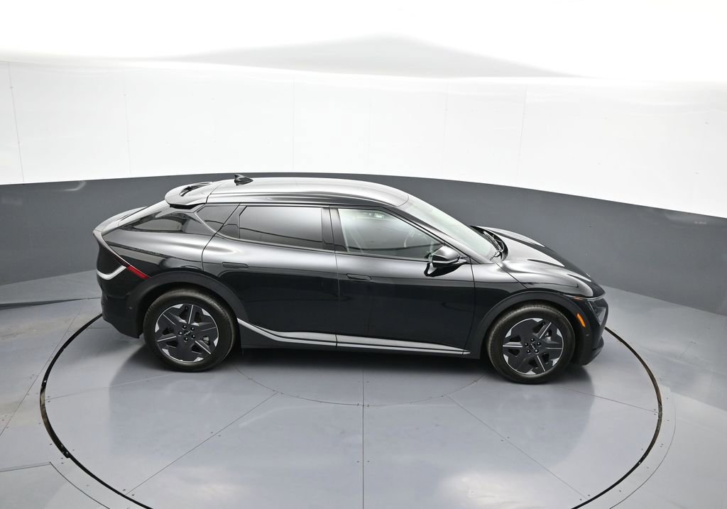 New 2025 Kia EV6 Light w/ Light LR Technology Package image 36