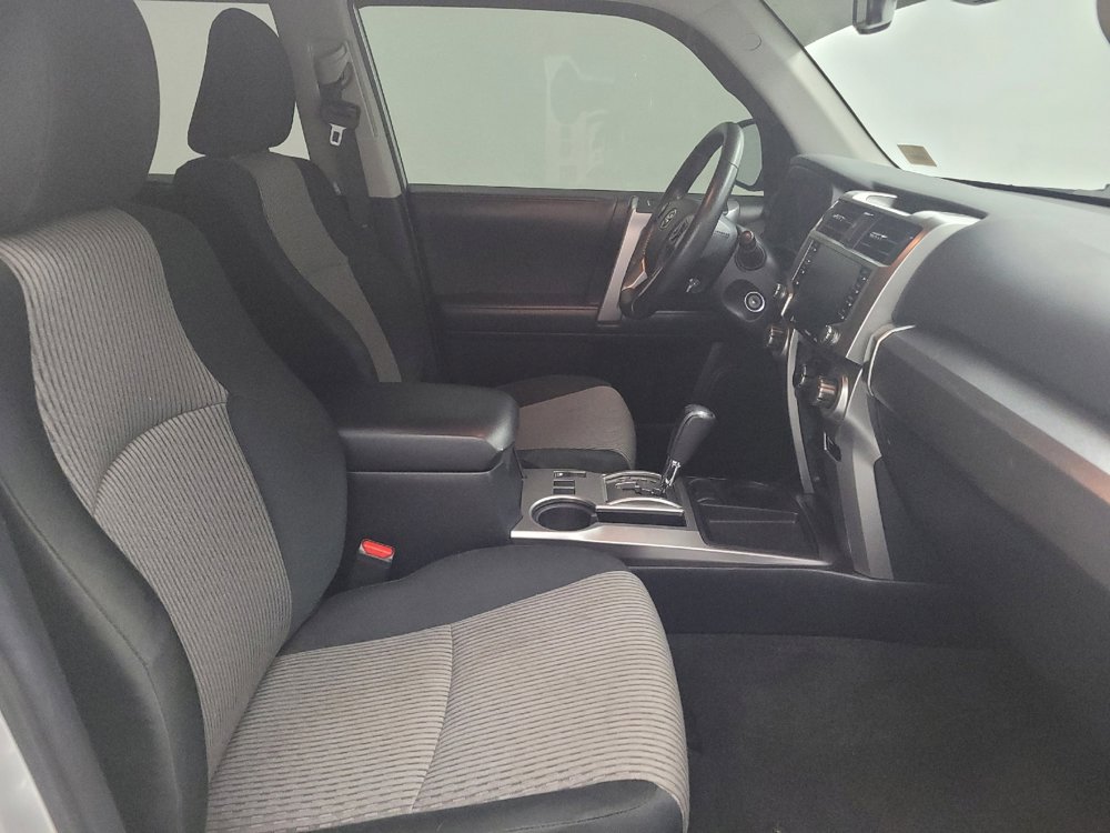 Used 2020 Toyota 4Runner SR5 image 21