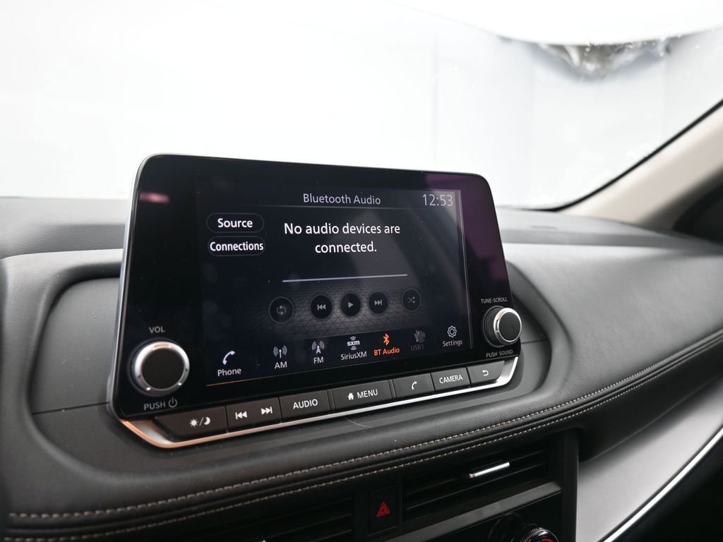 Used 2024 Nissan Rogue SV image 25