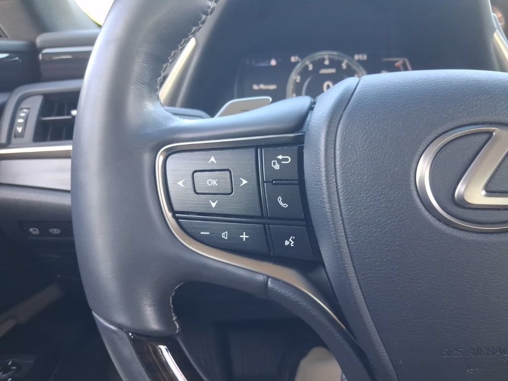 Used 2019 Lexus ES 350 Ultra Luxury w/ Accessory Package 2 FWD image 32