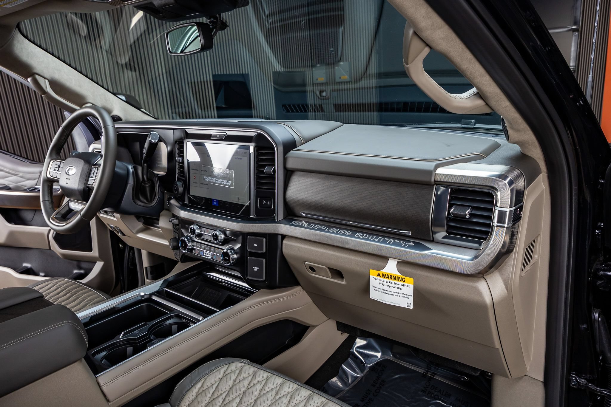 Used 2026 Ford F250 Platinum w/ Platinum Plus Package AWD/4WD image 18