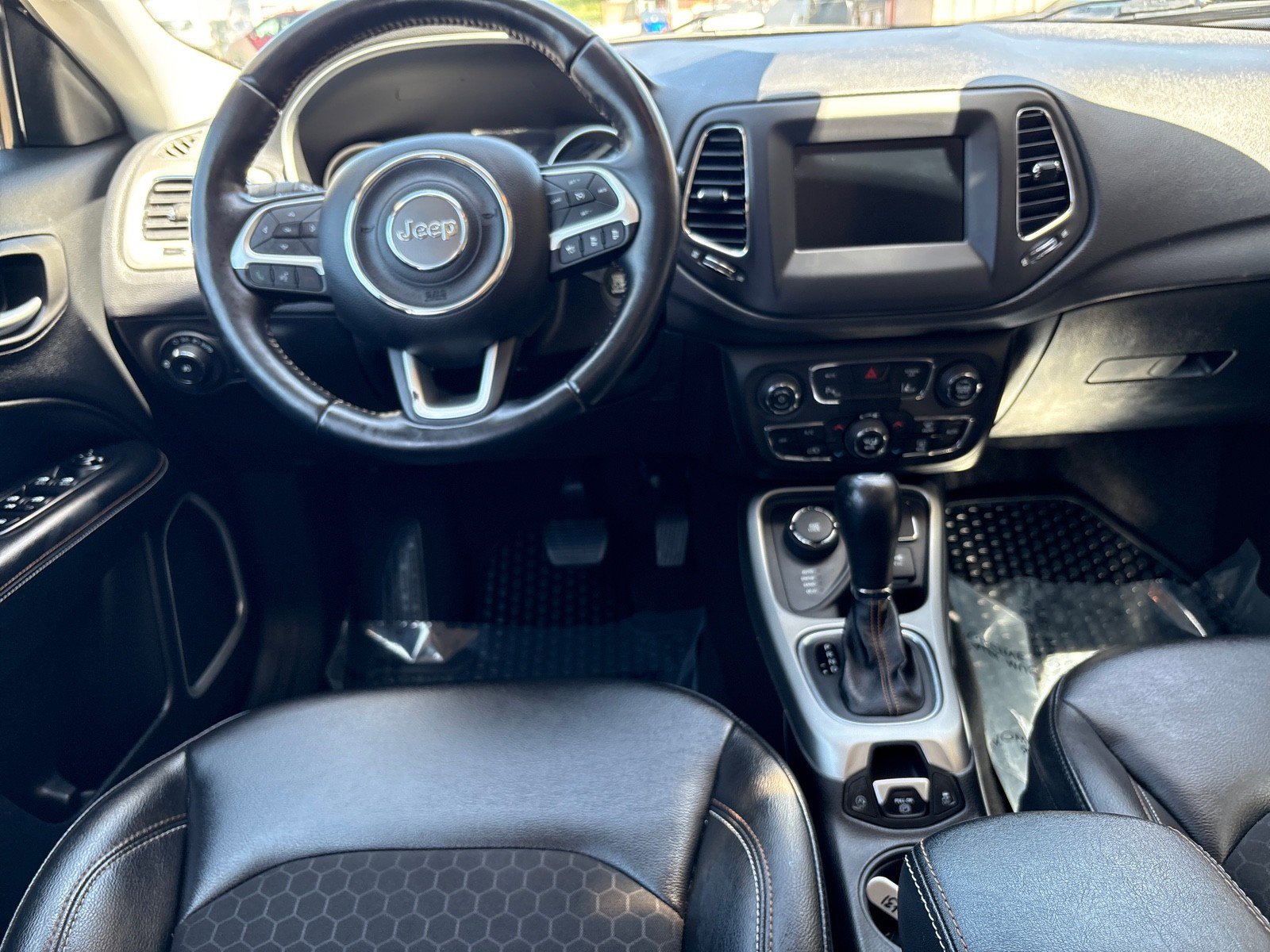 Used 2020 Jeep Compass Latitude image 5