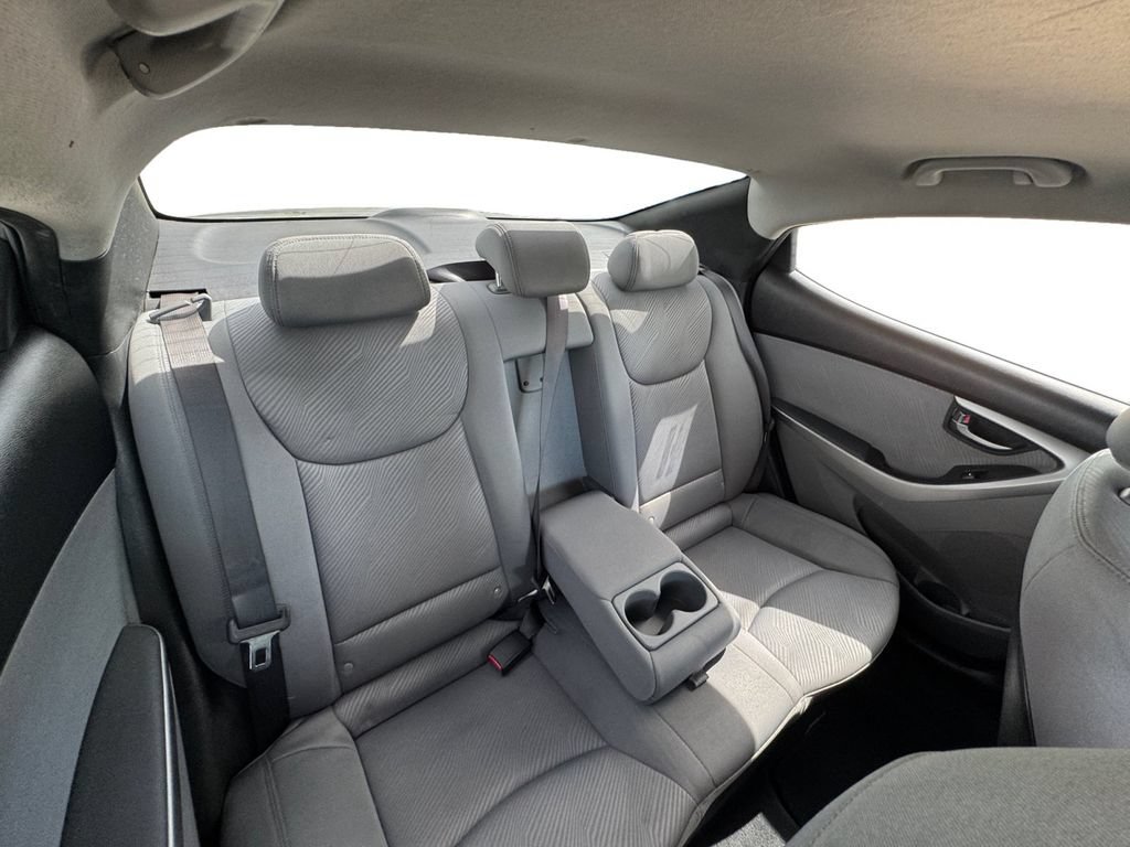 Used 2013 Hyundai Elantra GLS w/ Preferred Pkg FWD image 16