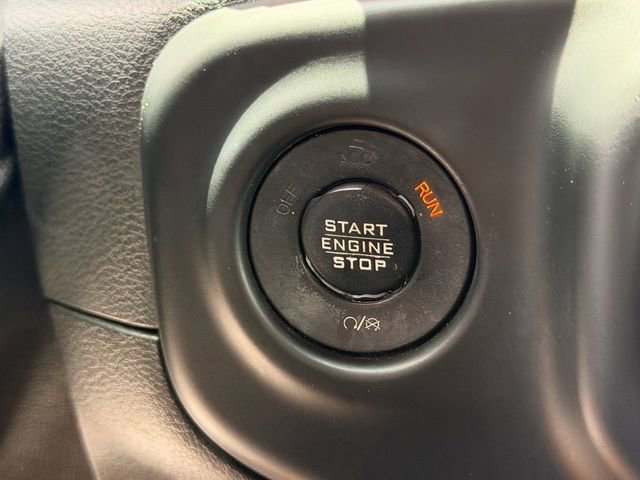Used 2018 Jeep Wrangler Unlimited Rubicon AWD/4WD image 24