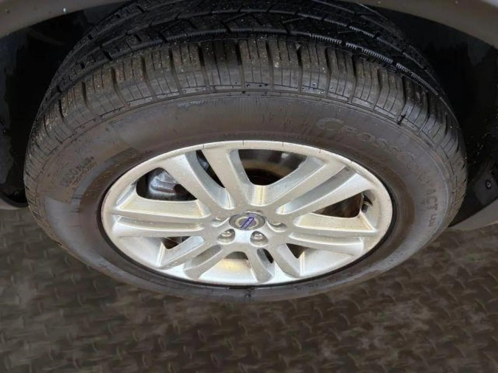 Used 2010 Volvo XC90 3.2 image 29