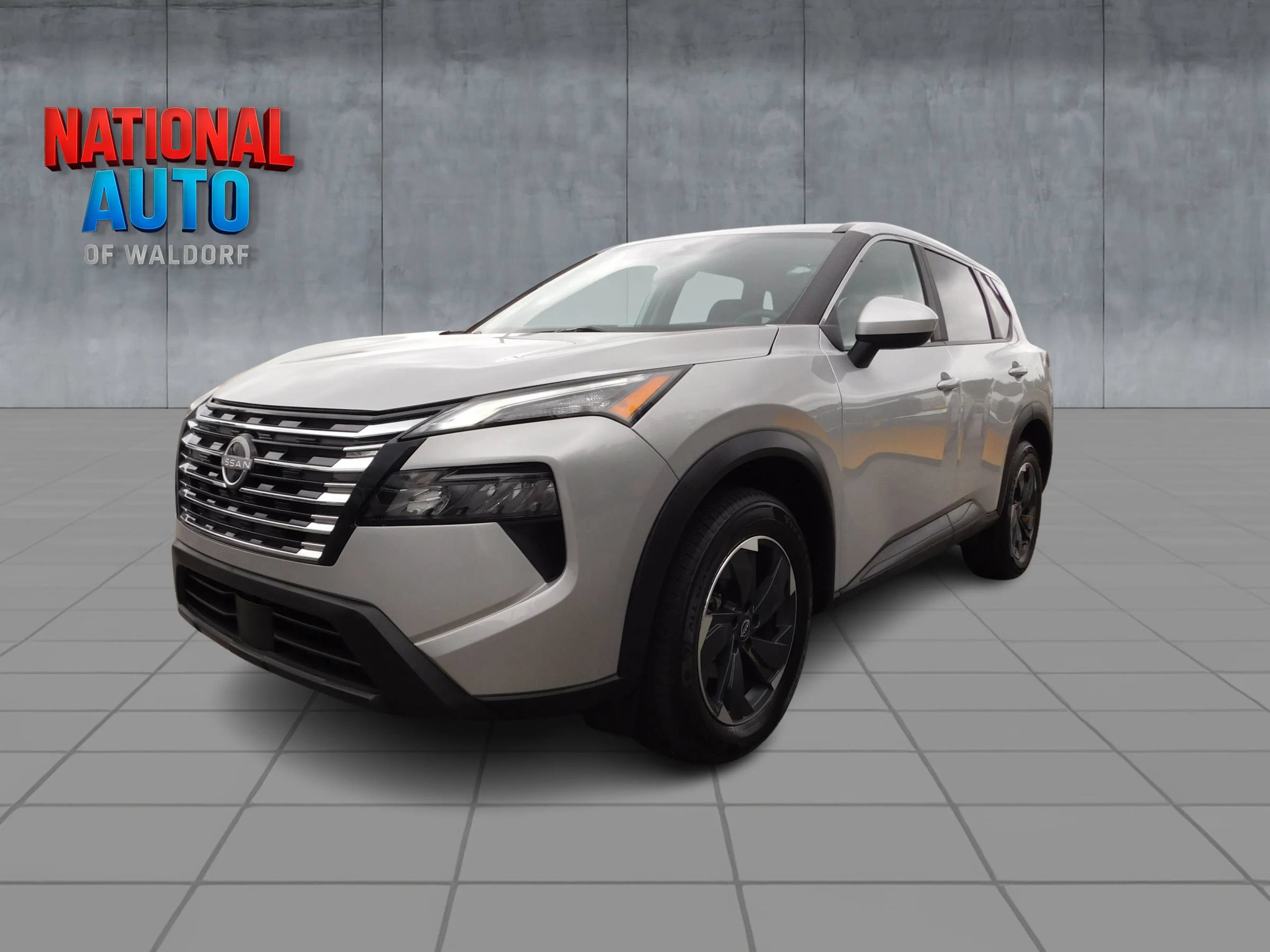 Used 2024 Nissan Rogue SV AWD/4WD image 1