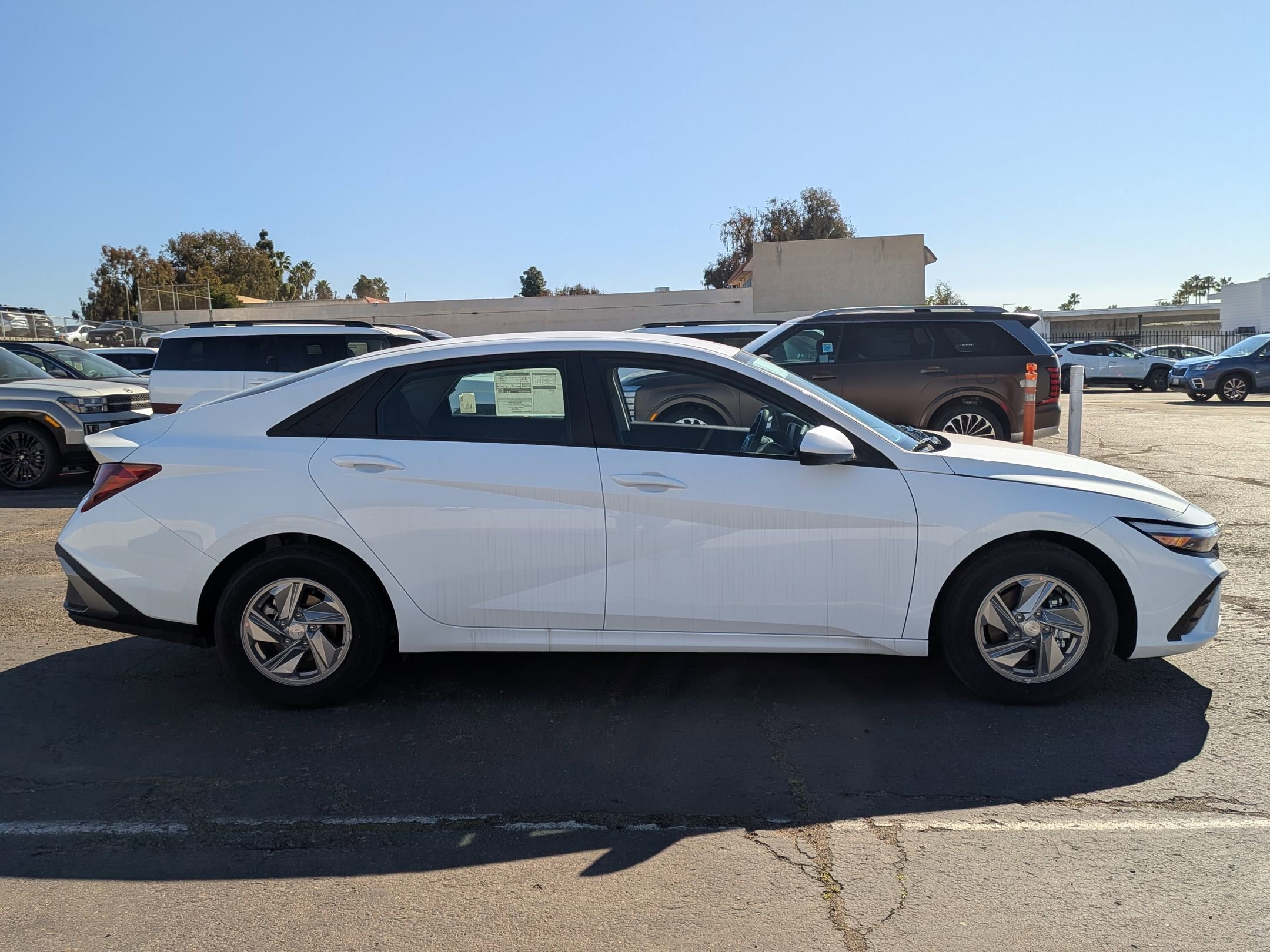 New 2026 Hyundai Elantra SE FWD image 5
