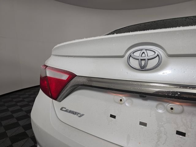 Used 2017 Toyota Camry SE image 15