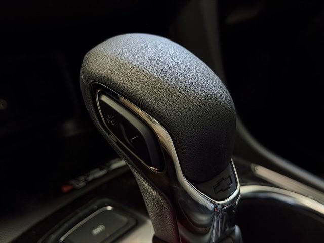 Used 2024 Chevrolet Equinox Premier AWD/4WD image 36
