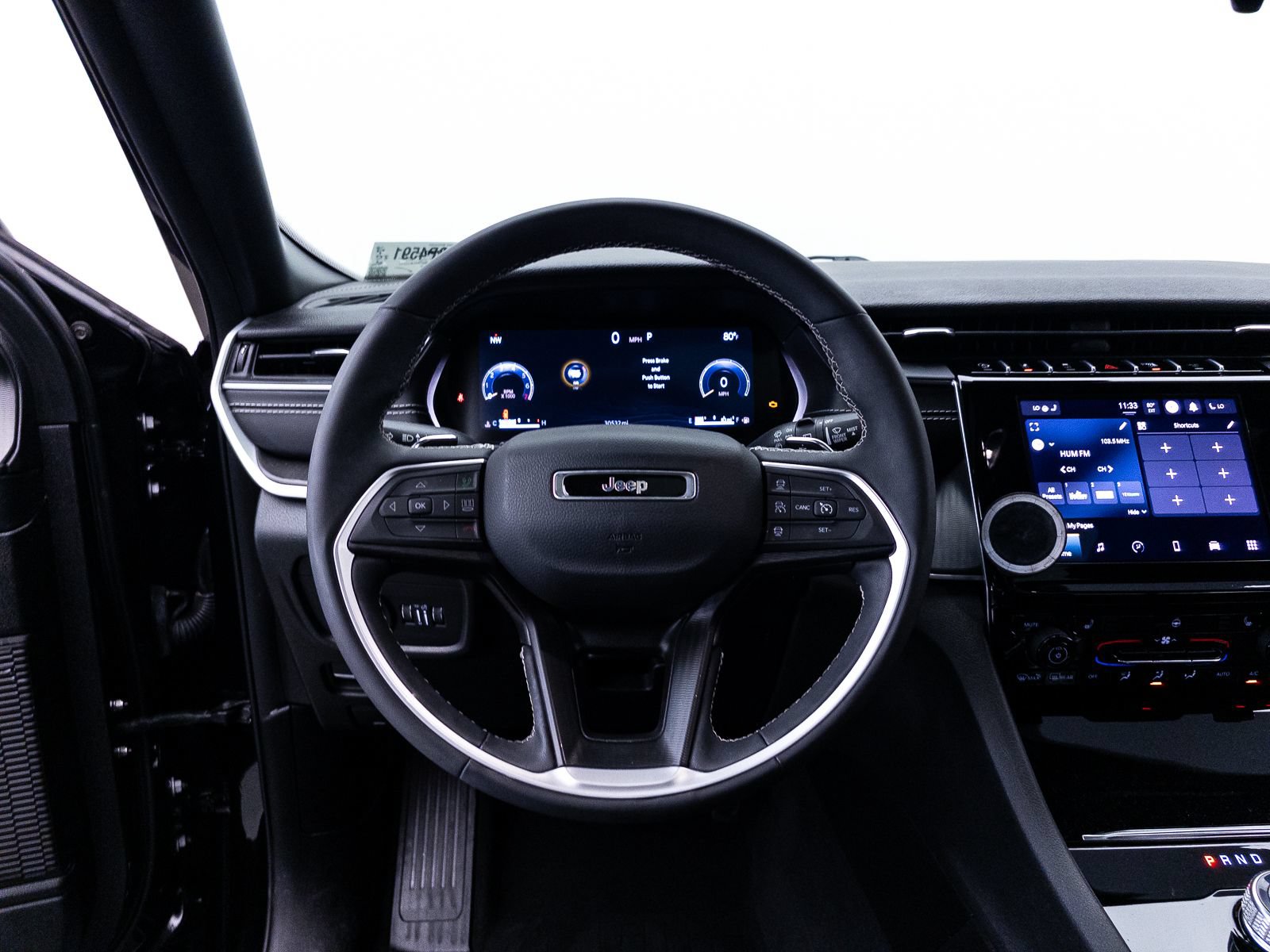 Used 2024 Jeep Grand Cherokee L Altitude RWD image 34