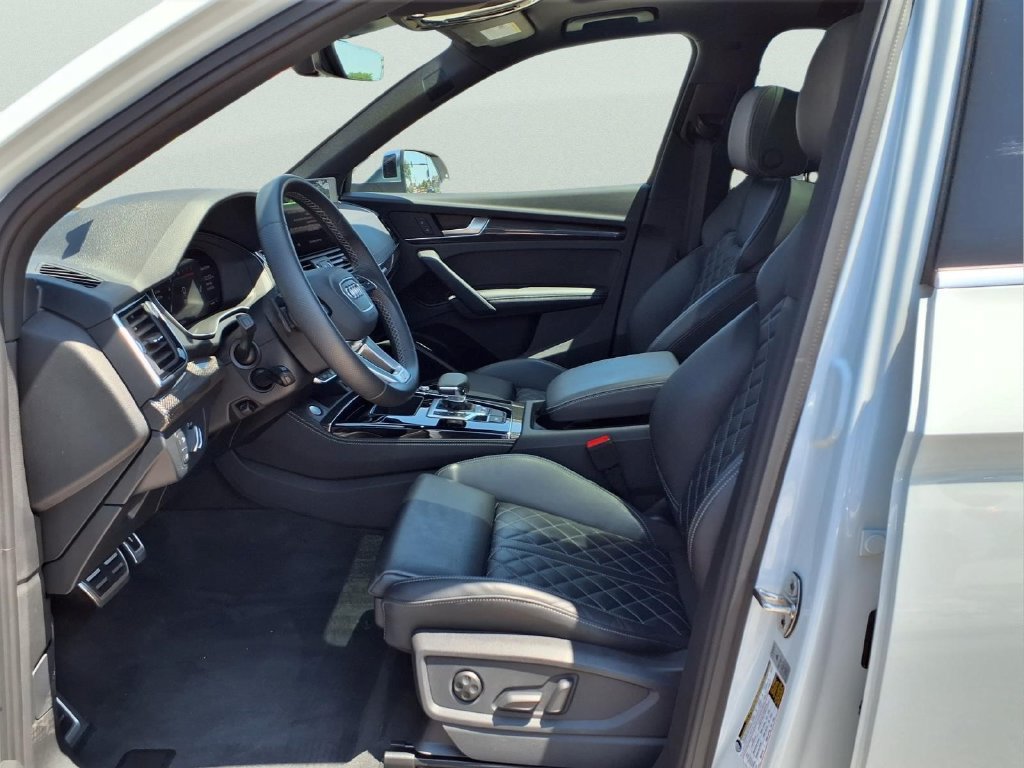 Used 2023 Audi SQ5 Premium Plus w/ Premium Plus Package AWD/4WD image 9