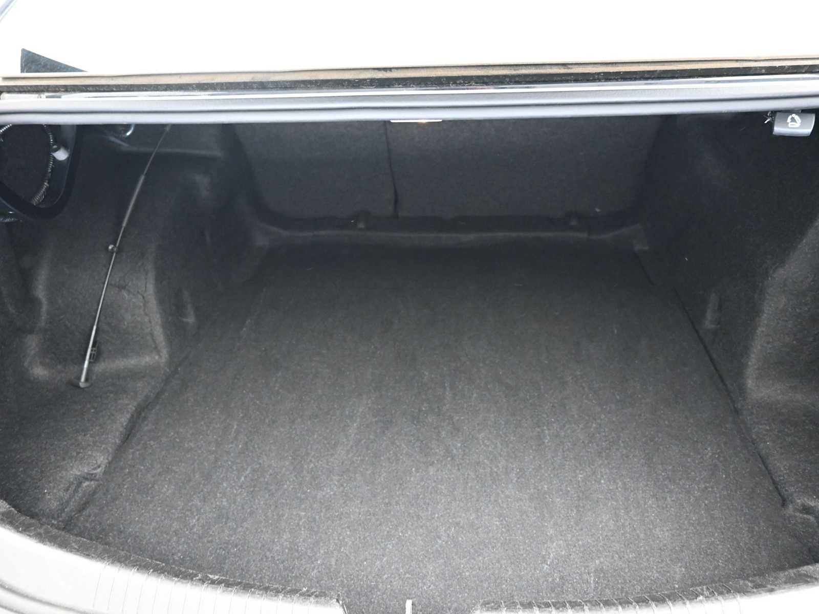 Used 2023 Chevrolet Malibu LT image 16