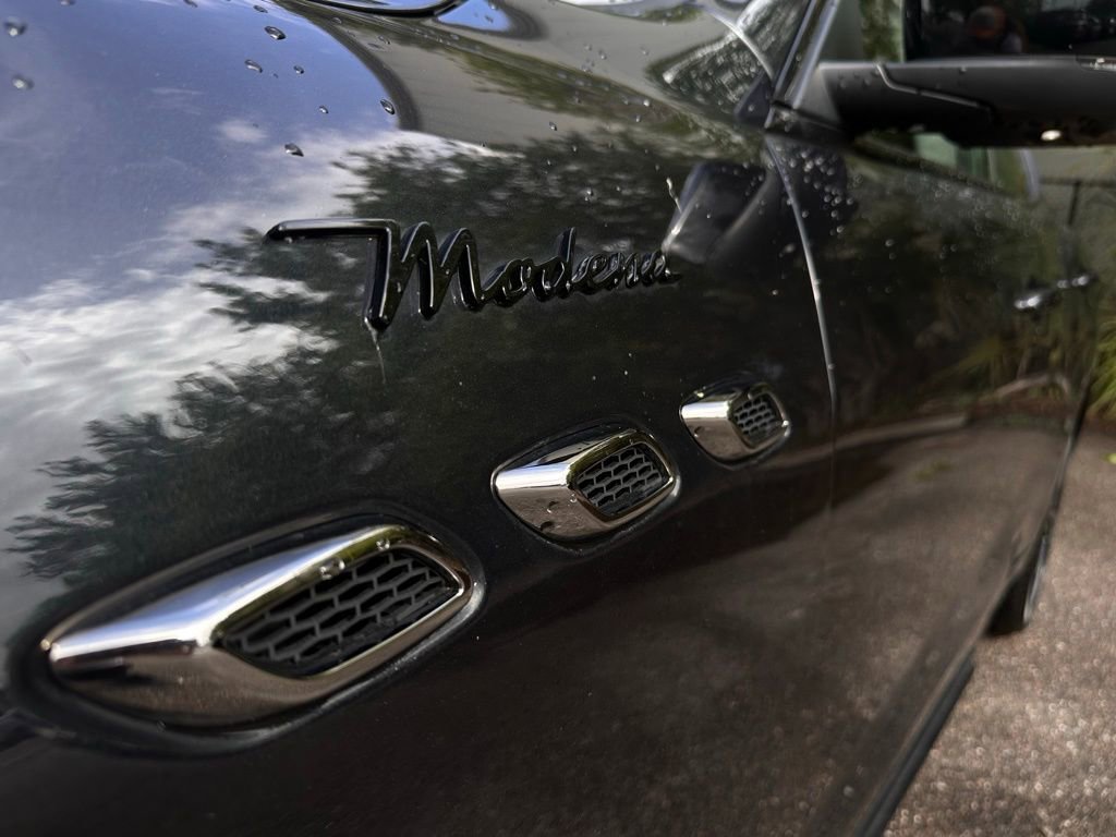 Used 2023 Maserati Levante Modena image 3