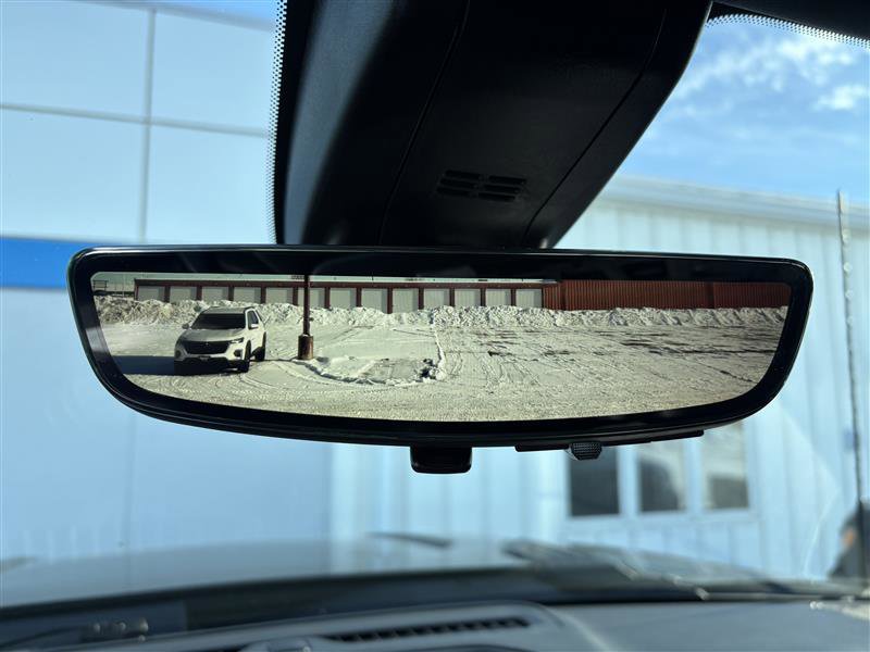 Used 2022 Chevrolet Silverado 3500 High Country w/ Technology Package image 17